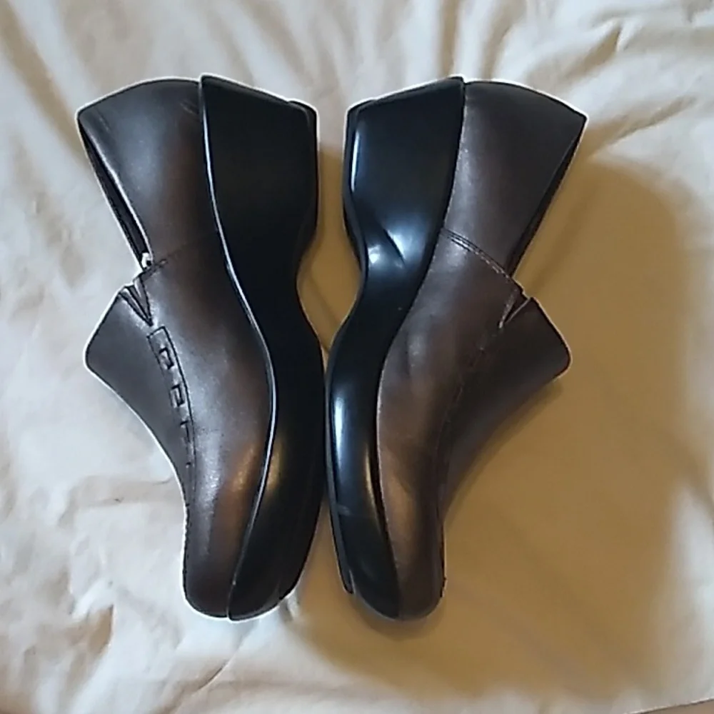 women's Ariat shoe size 8 color black and bronze - Picture 5 of 9